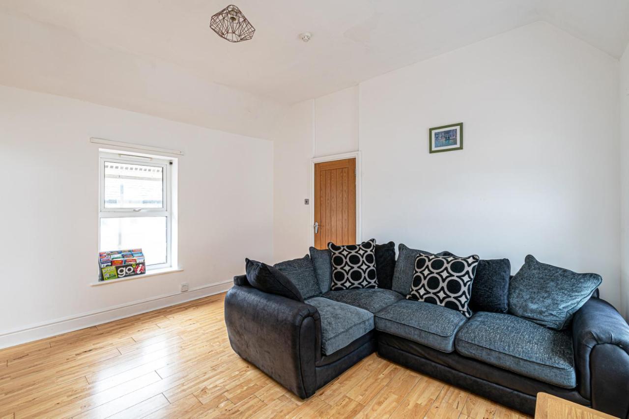 Two Bedroom Holiday Apartment Colwyn Bay Dış mekan fotoğraf