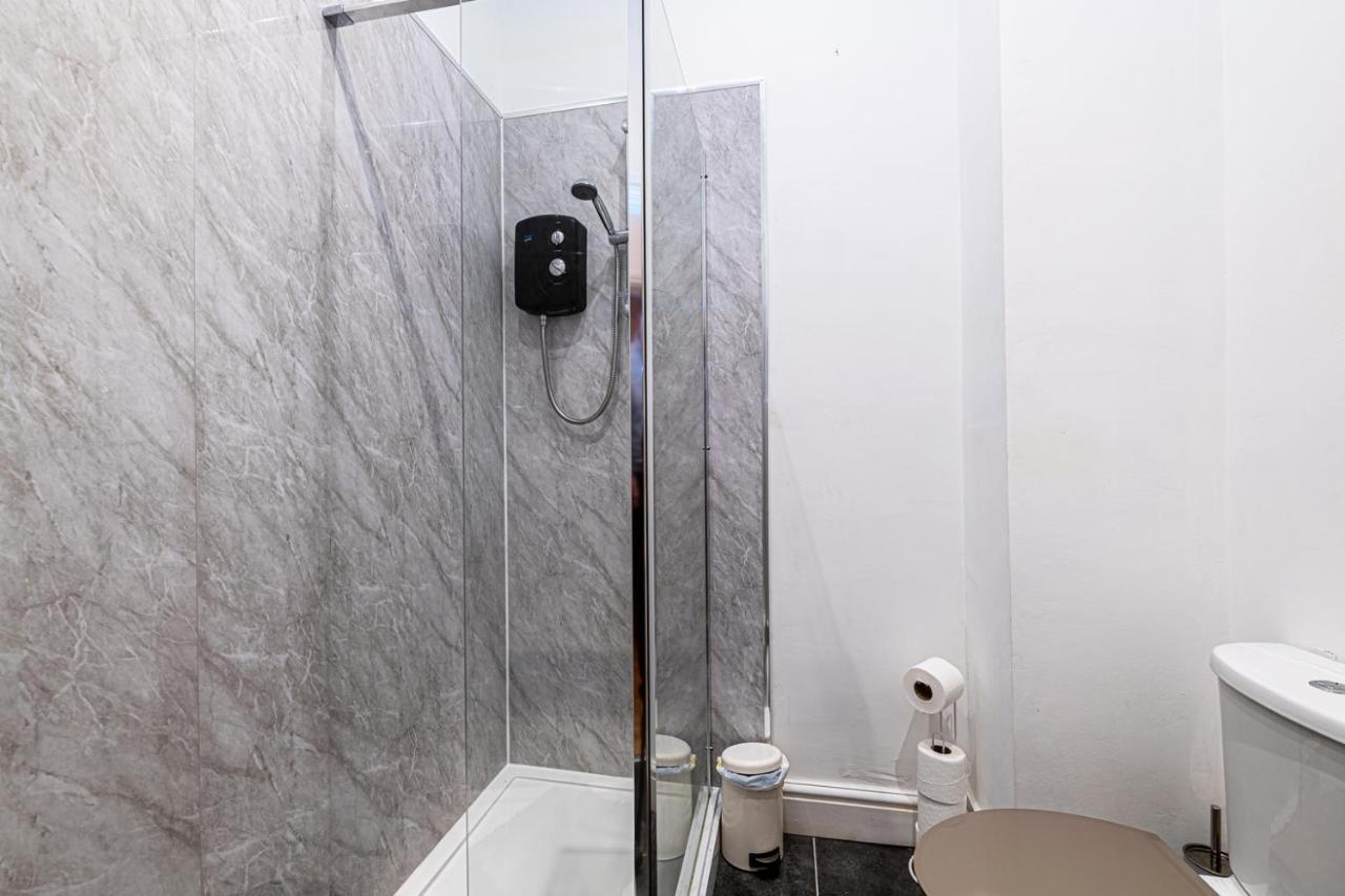 Two Bedroom Holiday Apartment Colwyn Bay Dış mekan fotoğraf